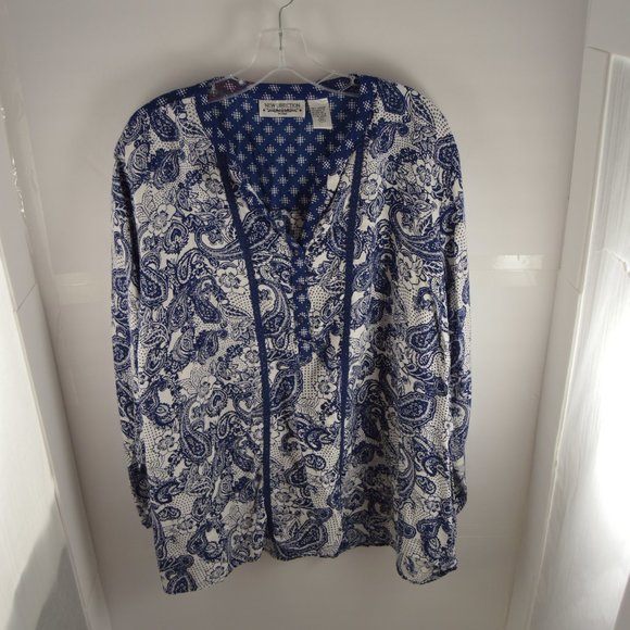 New Direction Paisley Print Top - Picture 5 of 10